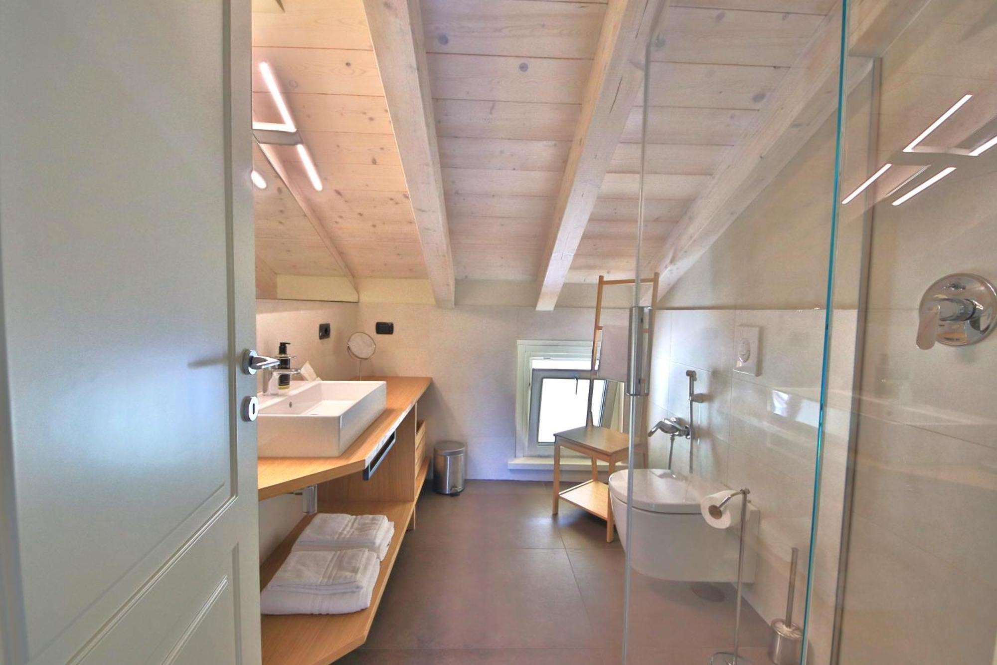 Appartement Liszt Attic By Klabhouse à Bellagio Extérieur photo